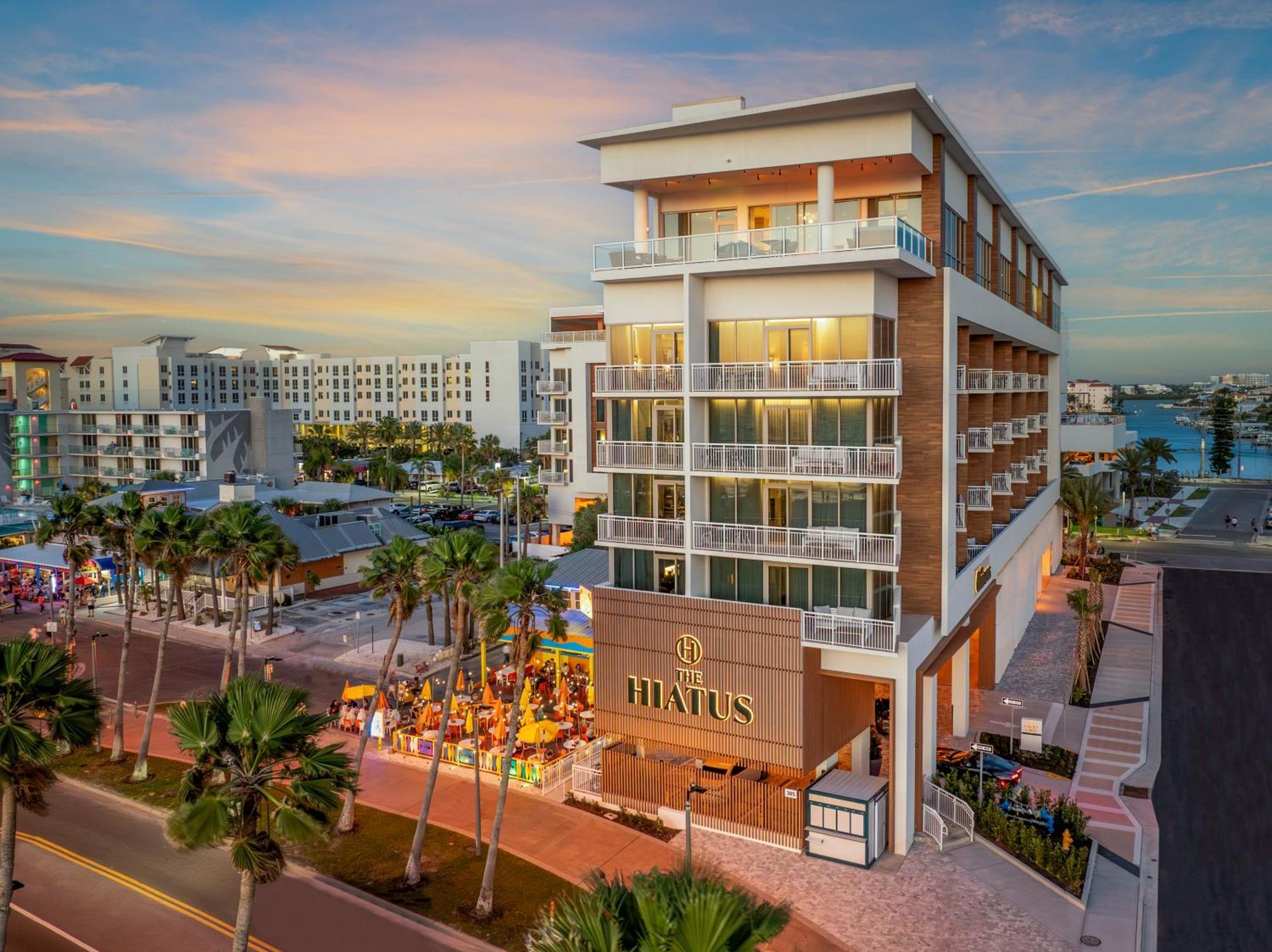 The Hiatus Clearwater Beach, Curio Collection By Hilton Exteriör bild