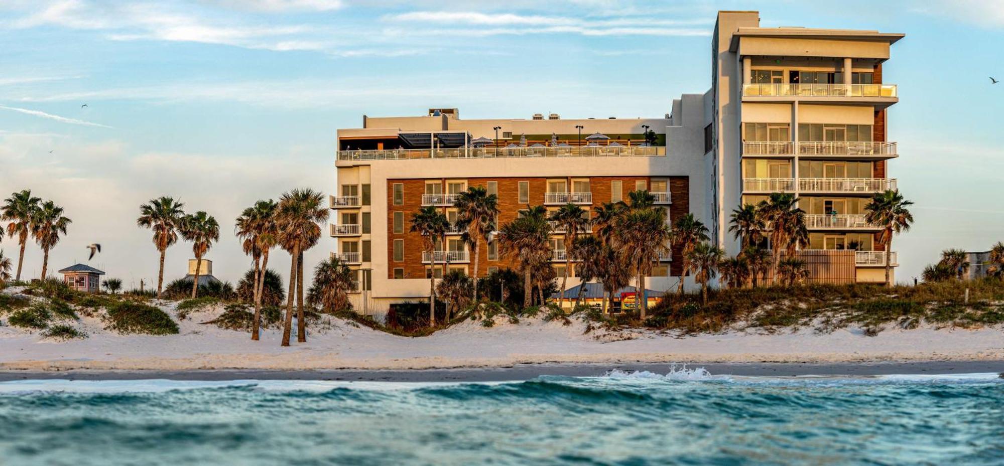 The Hiatus Clearwater Beach, Curio Collection By Hilton Exteriör bild